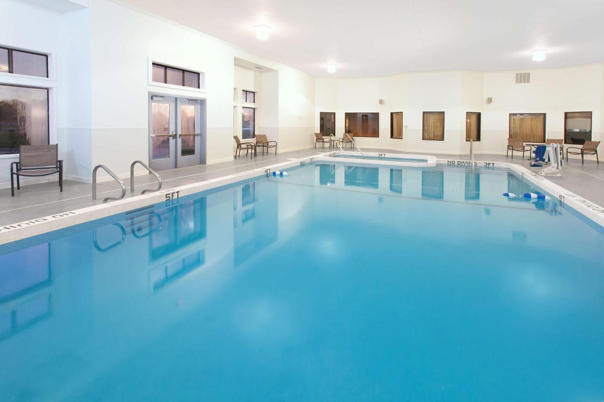Hampton Inn Birch Run Εξωτερικό φωτογραφία